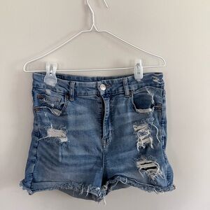 american eagle distressed shorts